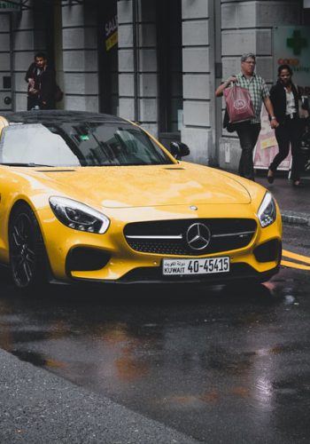 Car unsplash (26)